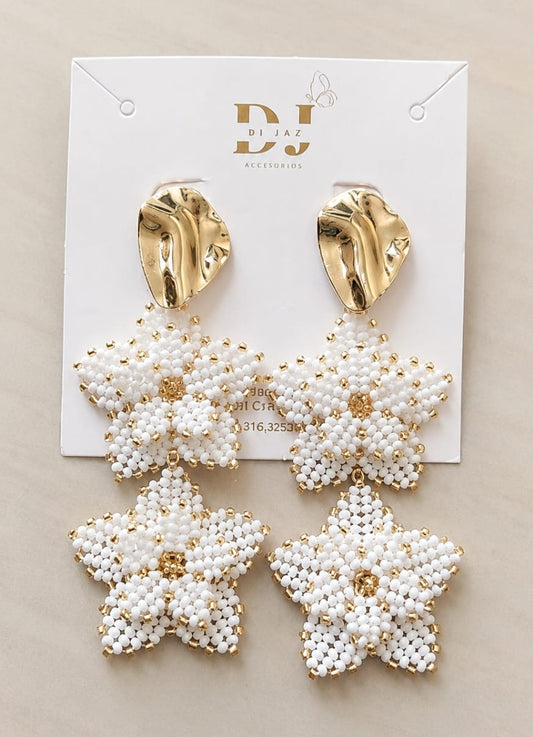 Aretes Florecitas blancas